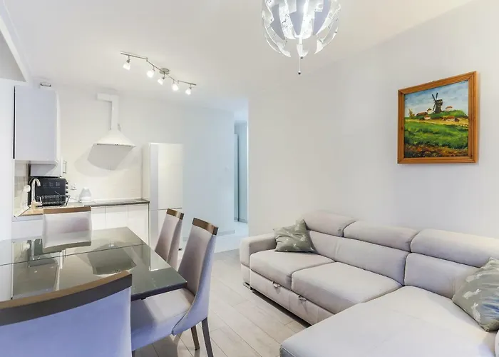 Apartment Z Widokiem Na Rzeke Stare